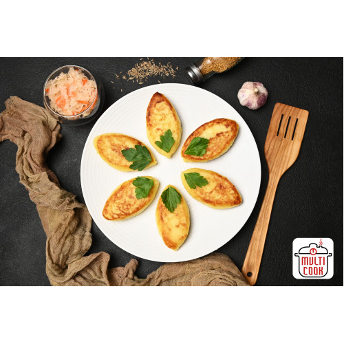 Potato zrazy with cabbage